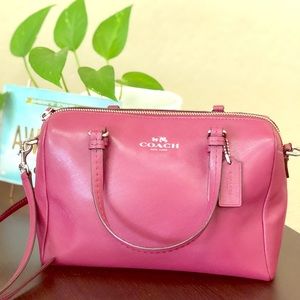 Coach-100% authentic crossbody.